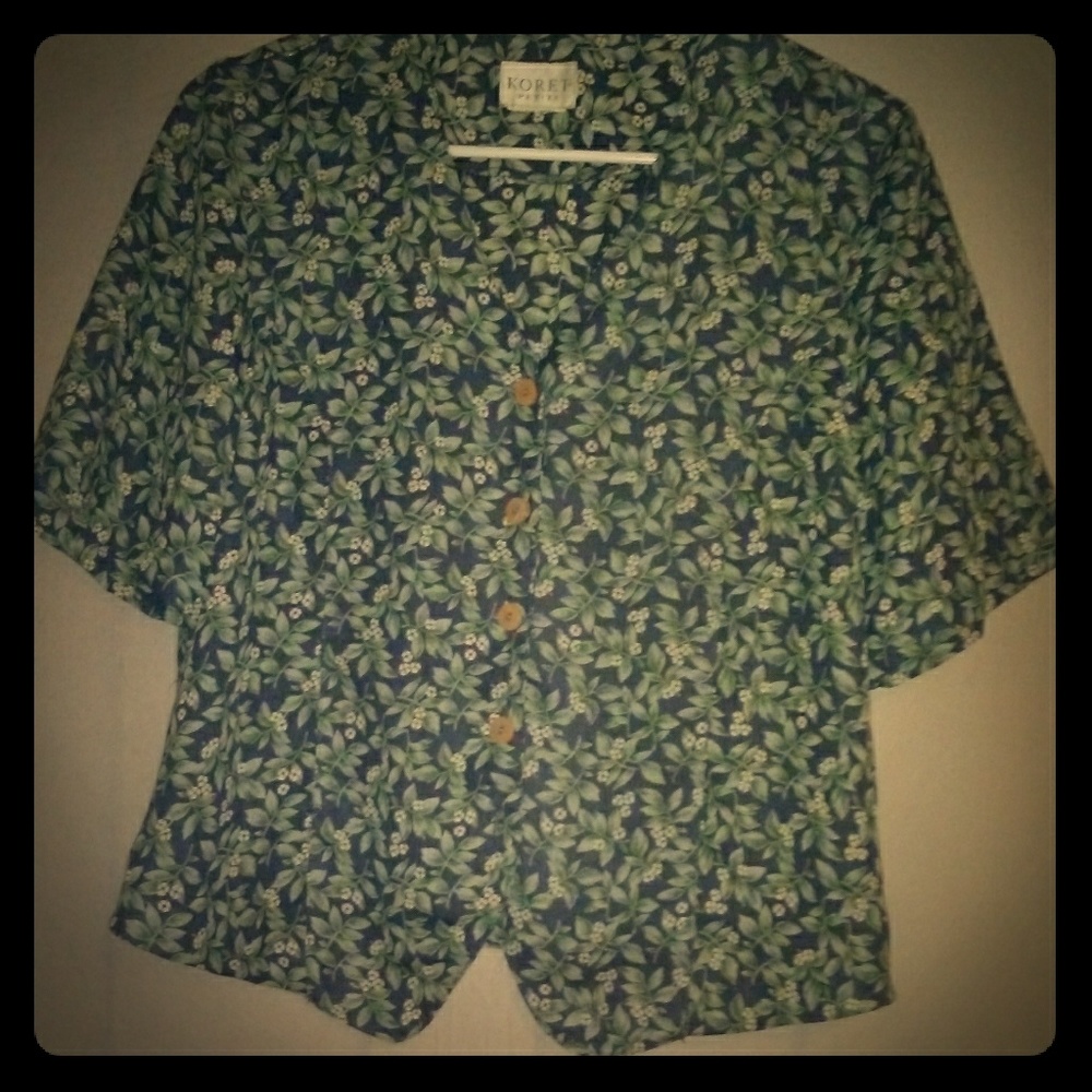 Women's petite blouse